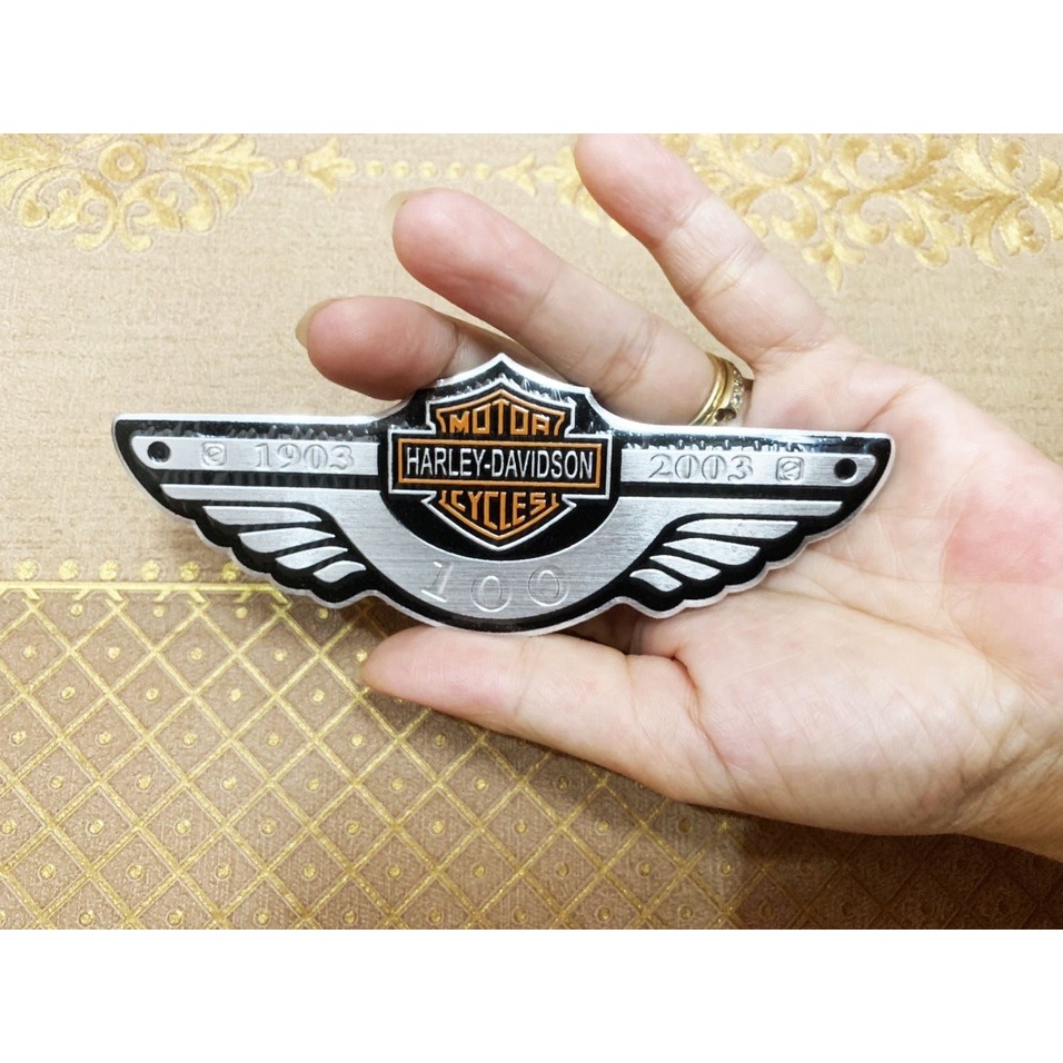 Tem Nhôm dài trắng dán xe Harley Davidson cao cấp (12cmx4,5cm)