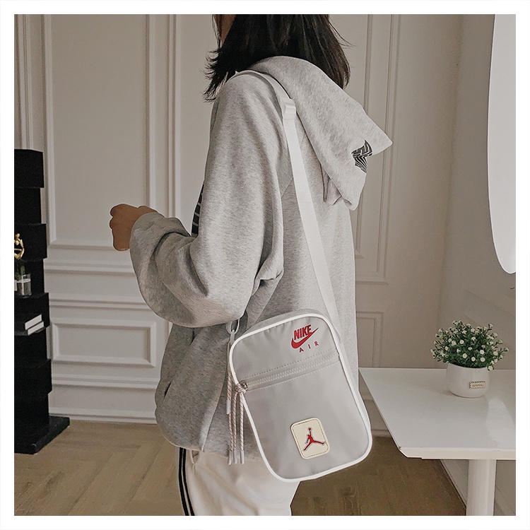 Túi đeo chéo thể thao Nike Jordan KZD1803 chất lượng cao