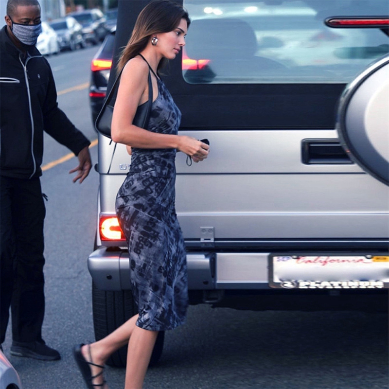 Đầm Body Sát Nách Thiết Kế Thanh Lịch Tao Nhã Cho Nữ | BigBuy360 - bigbuy360.vn