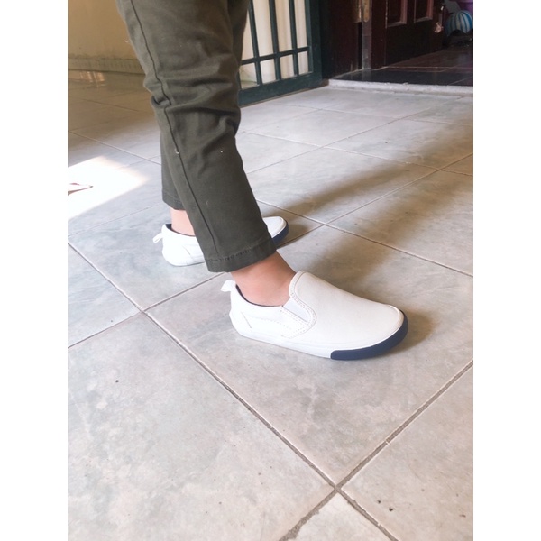 Giày Oldnavy cho bé hàng Auth. Mã 02