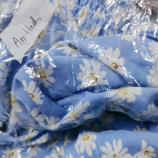 Combo 2 set cúc sale trên live giá 205k