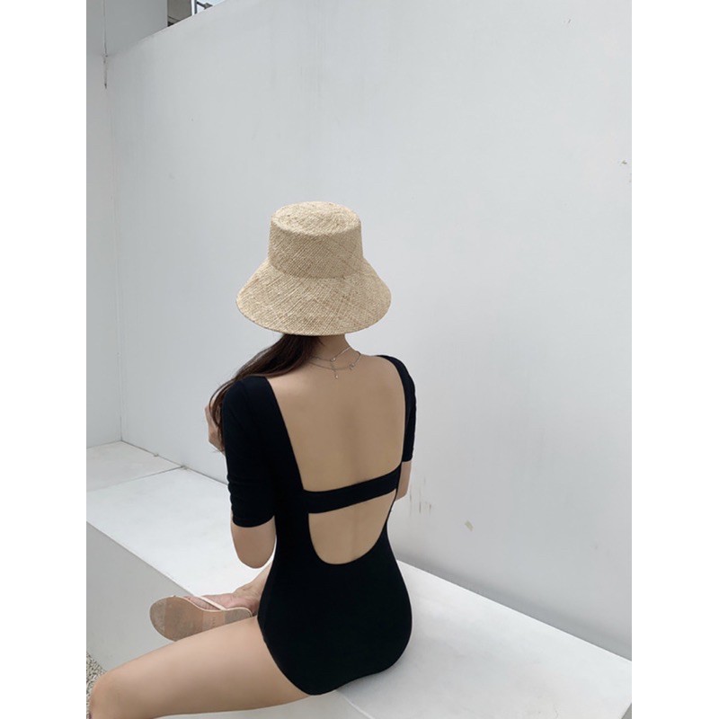 Bikini 1 mảnh cộc tay hở lưng