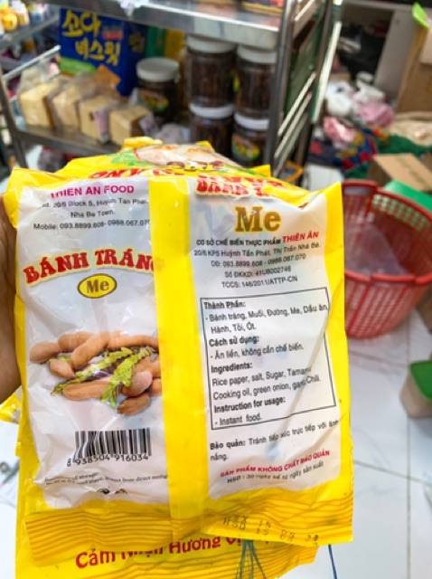 1 sâu 12gói Bánh tráng me và chà bông