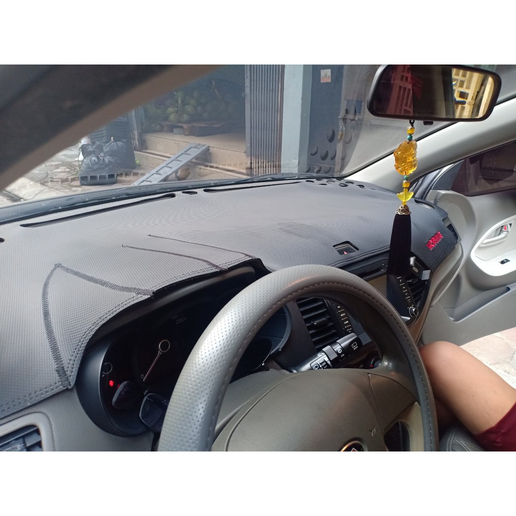 Thảm taplo da Carbon xe Morning cao cấp chống trượt xe Kia Morning 2012 2013 2014 2015 2016 2017 2018 2019