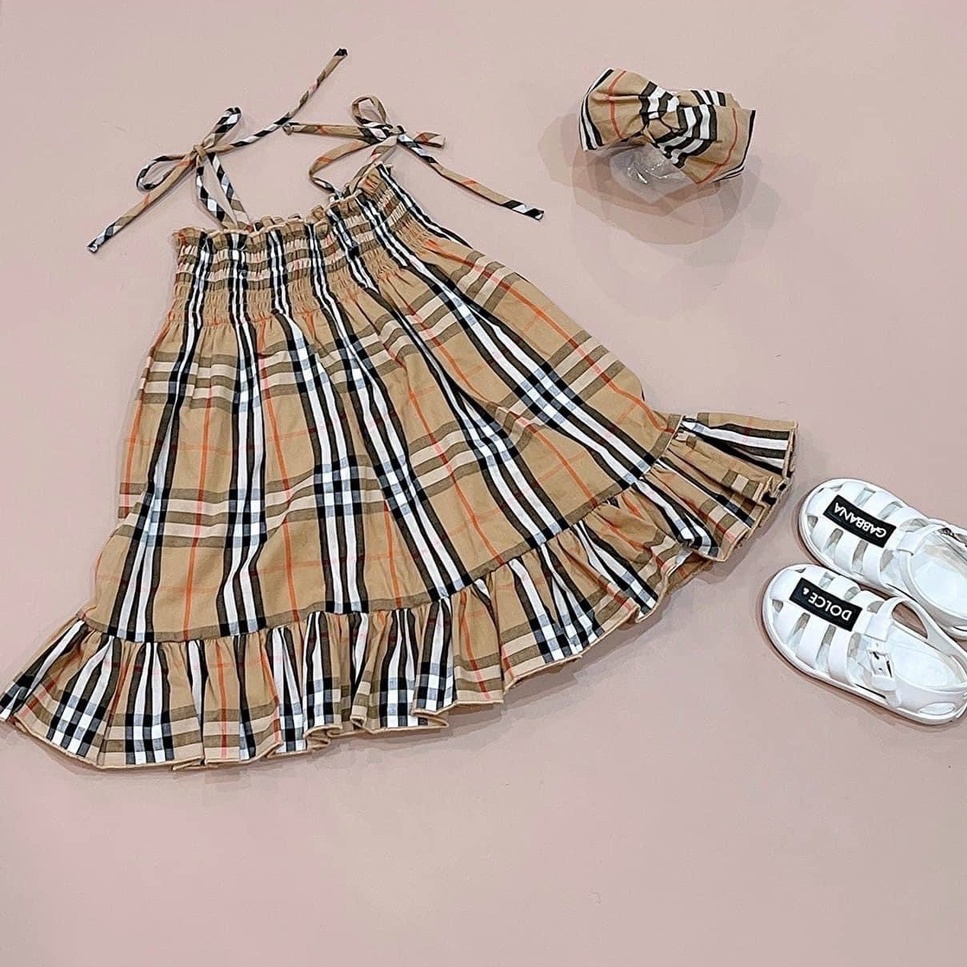 Váy buberry cho bé, đầm 2 dây bé gái kèm mũ tuban họa tiết caro chất thô mềm mịn (X26) | BigBuy360 - bigbuy360.vn