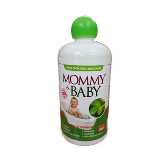 Dung dịch tắm thảo dược Mommy baby ngừa rôm sẩy.