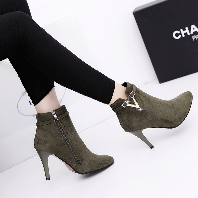 T37 Boot cao gót,gót nhọn kiểu dáng thời trang trẻ trung