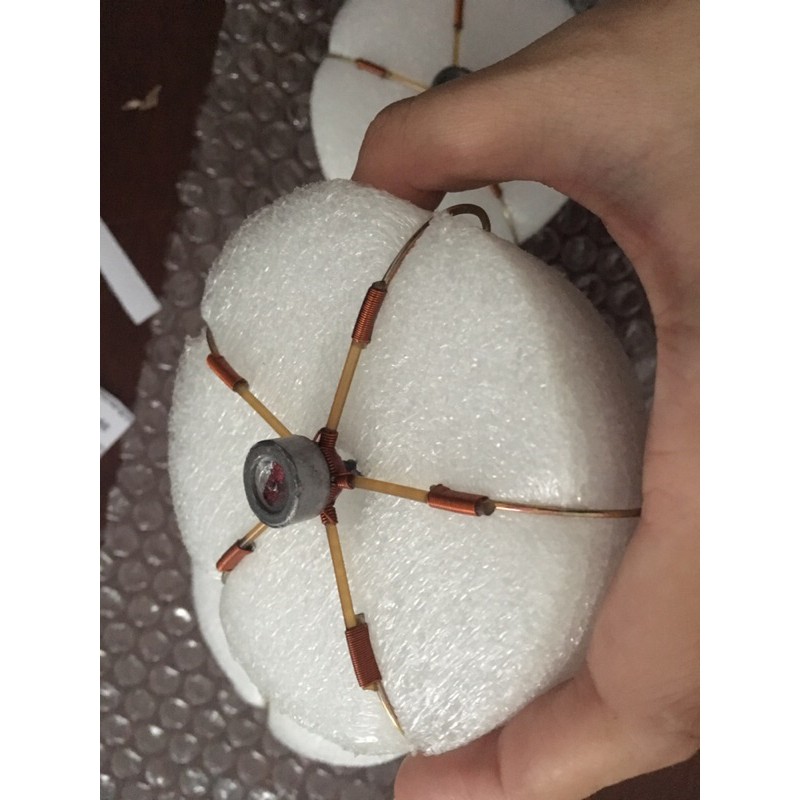Lưỡi lục làm bằng thép Nga AKA ưu việt