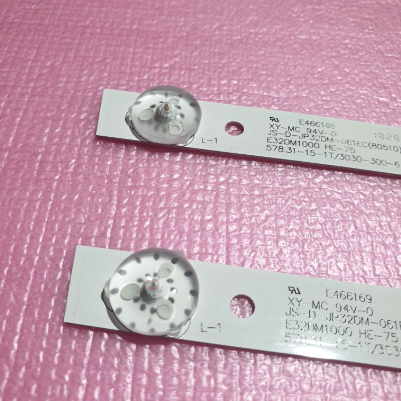 Bộ Led Asanzo cong 32AT120 bắt vít