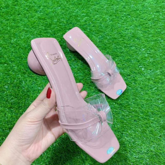 Gót hột vịt.