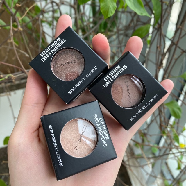 Phấn mắt MAC fullsize