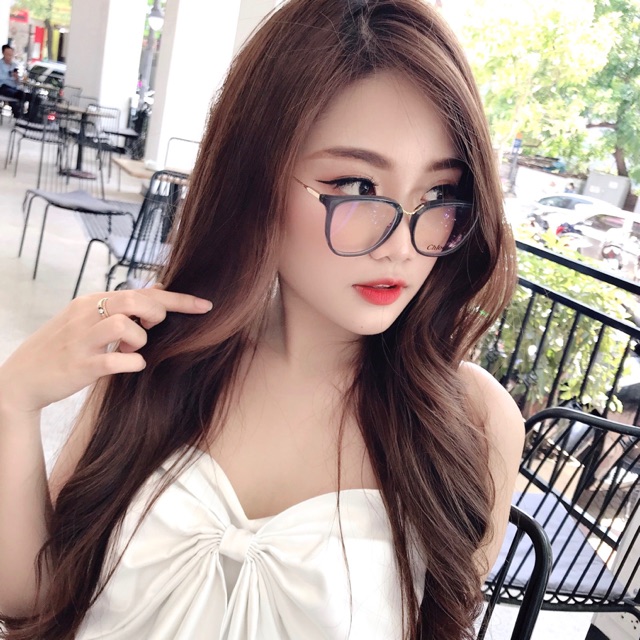 Gọng cận Chloe chính hãng viền xanh trong lên mặt trẻ trung
