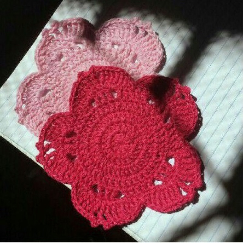 Lót ly handmade hoặc trang trí bàn