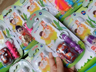 Combo bàn chải đánh răng cho bé+ váy trơn