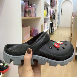 Dép sục Crocs kèm 8 Hình