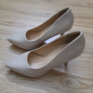 Thanh lý giày size 38 mới 99%