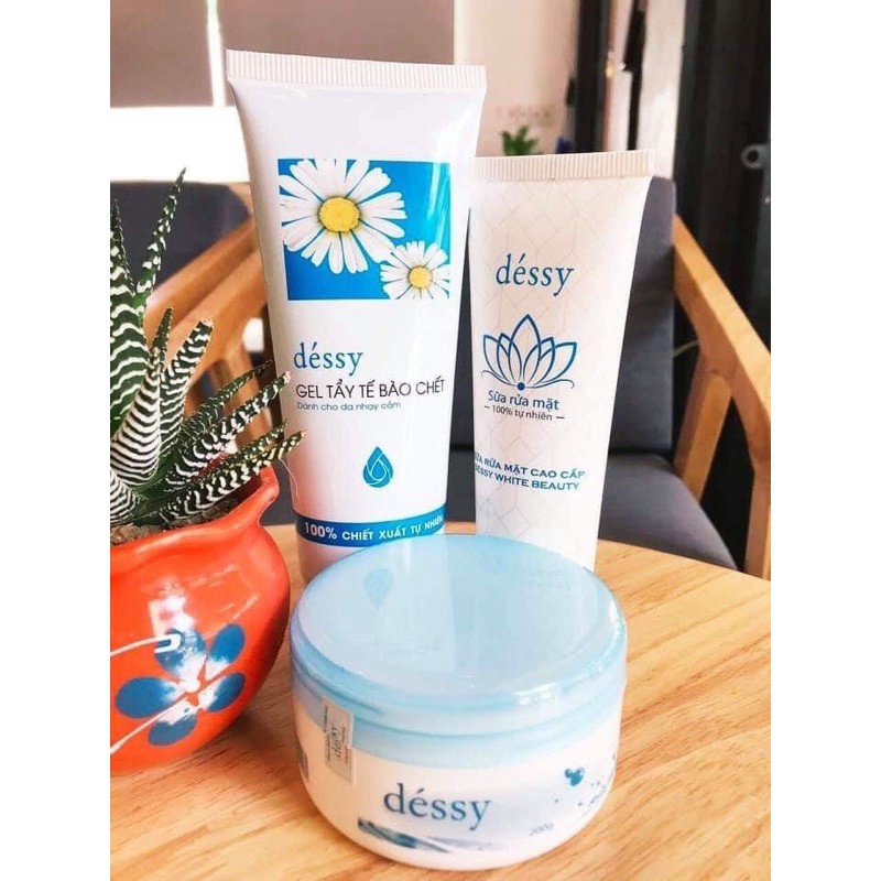 Kem body masssage giữ ẩm DESY dưỡng Trắng Toàn Thân Với Công Nghệ Hạt Nano Phân Tử 250ml | BigBuy360 - bigbuy360.vn