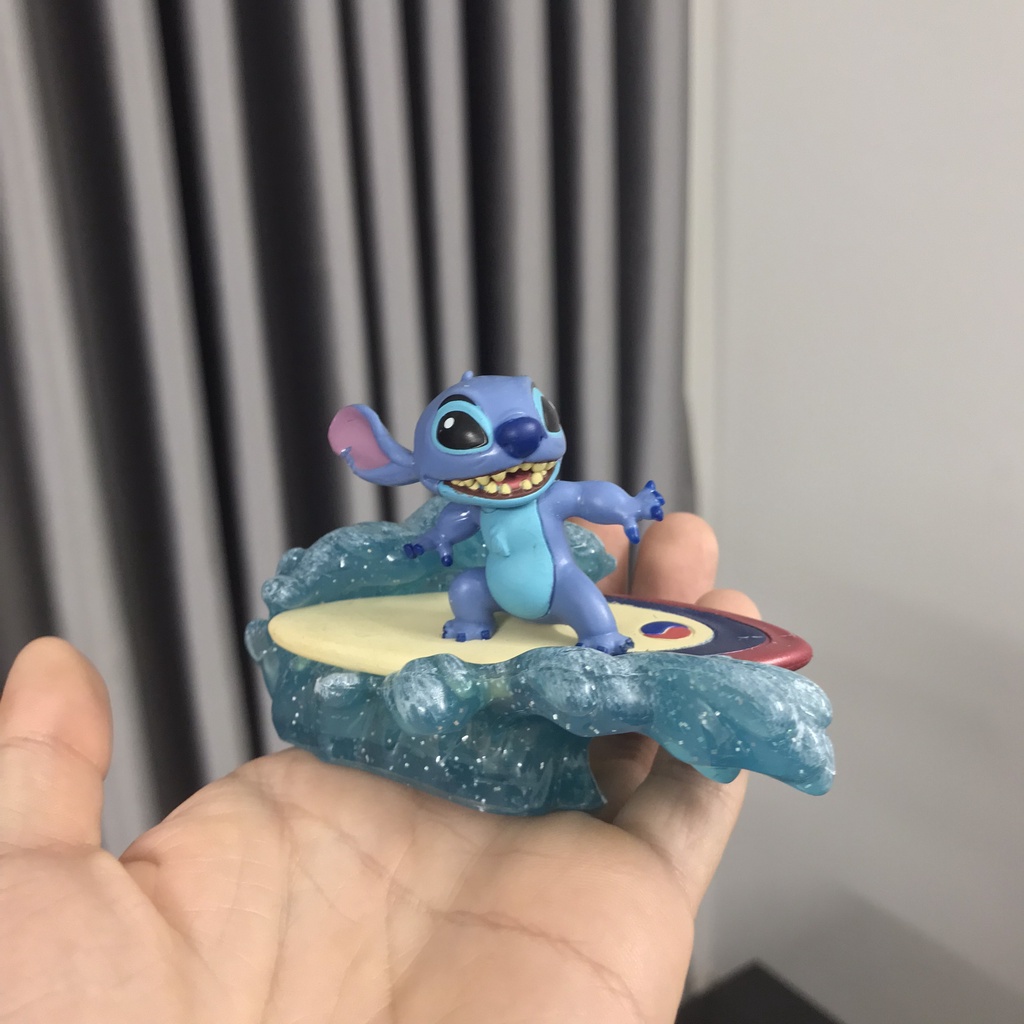 Mô hình đồ chơi Surfing Stitch (Lilo and Stitch)