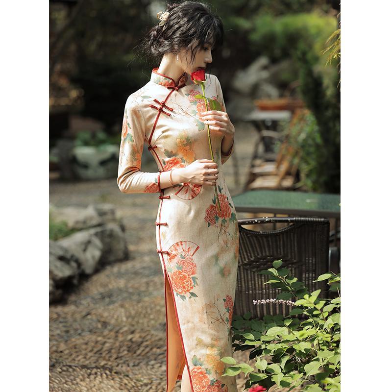 Sườn Xám Cách Tân Dài Tay Bằng Nhung Phong Cách retro Thời Trang Thu Đông 2021