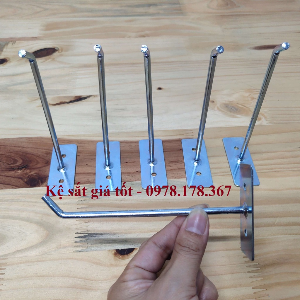 Móc treo phụ kiện, quần áo bắn trực tiếp lên tường