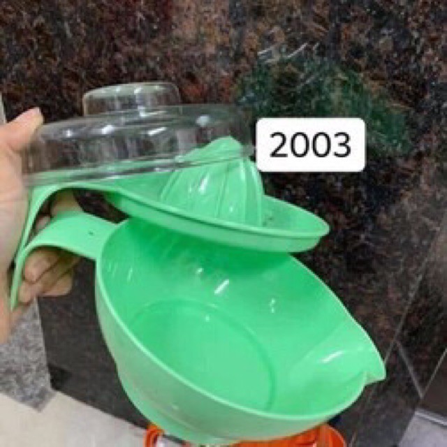 Vắt cam có tay cầm nhựa Việt Nhật loại đẹp ( màu ngẫu nhiên )