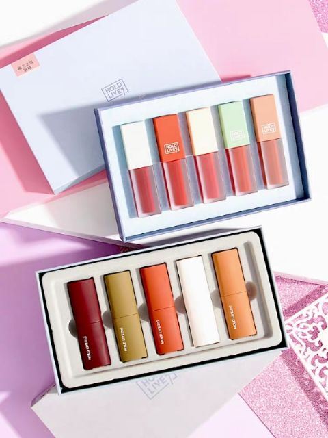 Son sáp holdllive hộp 5 thỏi xả kho | BigBuy360 - bigbuy360.vn