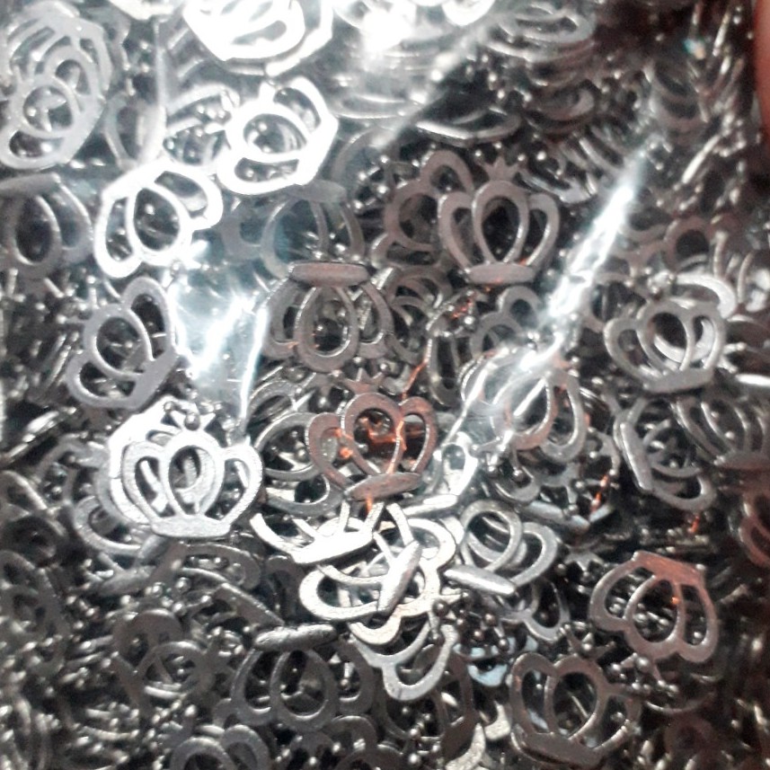 nguyên liệu charm giá sỉ : 50 gram giá 25k / 1 gói