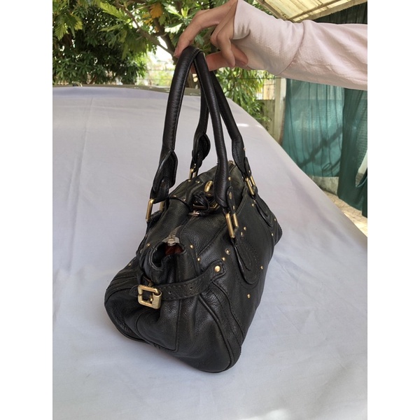 Túi chuẩn si. Túi qua sử dụng. Khách vui lòng xem hình nếu muốn biết thêm thông tin sản phẩm mời khách vô chat . Thanks.