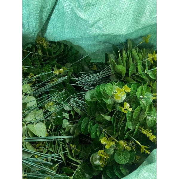 1 CÀNH LÁ TÁO LẺ TRANG TRÍ BÓ HOA, GIỎ HOA