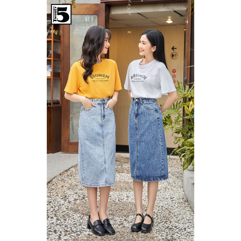 Áo thun dáng rộng in chữ Twentyfive 3734