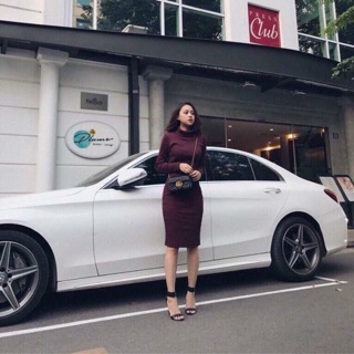 Váy len body cổ lọ