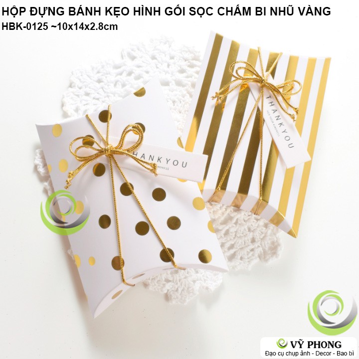 HỘP GIẤY ĐỰNG BÁNH KẸO HÌNH CHIẾC GỐI IN NHŨ VÀNG SỌC CHẤM BI SANG TRỌNG ĐỰNG QUÀ TẶNG DỊP LỄ TẾT HBK-0125