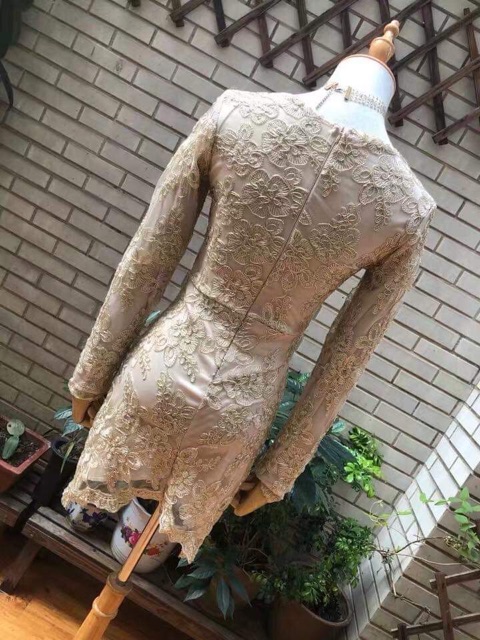 Đầm suông ren nâu kiểu nguyên tag hàng si 2hand
