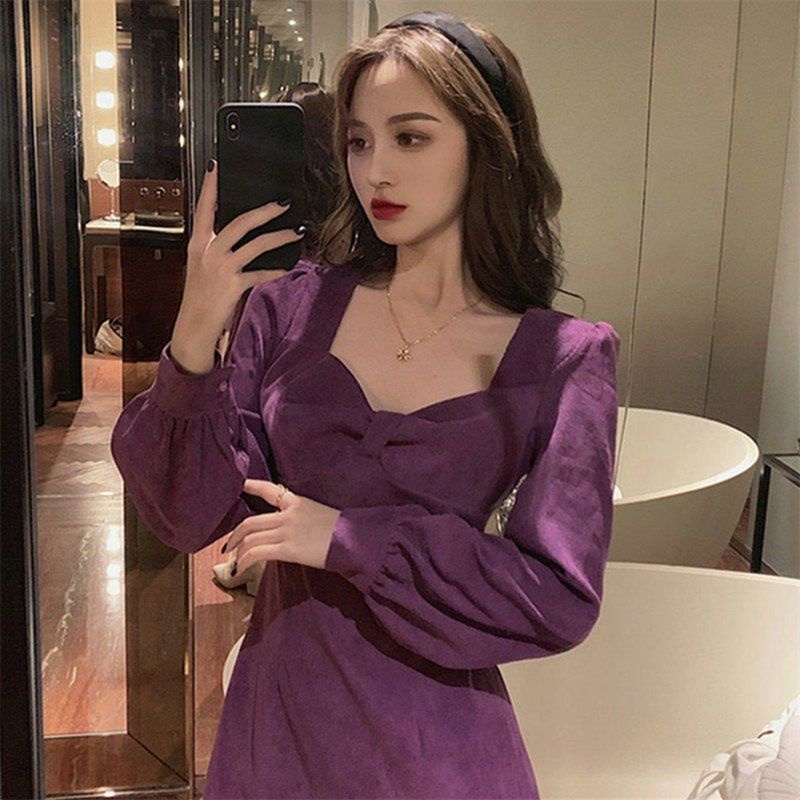 Thiết kế kiểu Pháp cảm giác thích hợp siêu cổ tích khí chất eo thon cổ vuông tay phồng tay áo váy màu tím