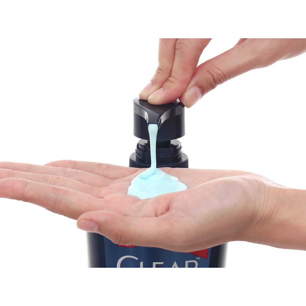 Dầu gội sạch gàu Clear Men Cool Sport bạc hà 630g