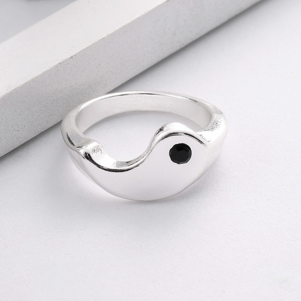 1 Nhẫn Âm Dương Trắng Đen Có Thể Điều Chỉnh Kích Cỡ