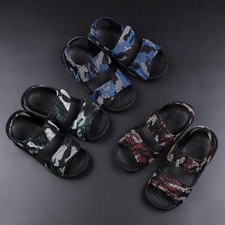 Giày sandal năng động cho em bé