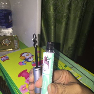 Vỏ Marcara dưỡng mi/môi 8ml
