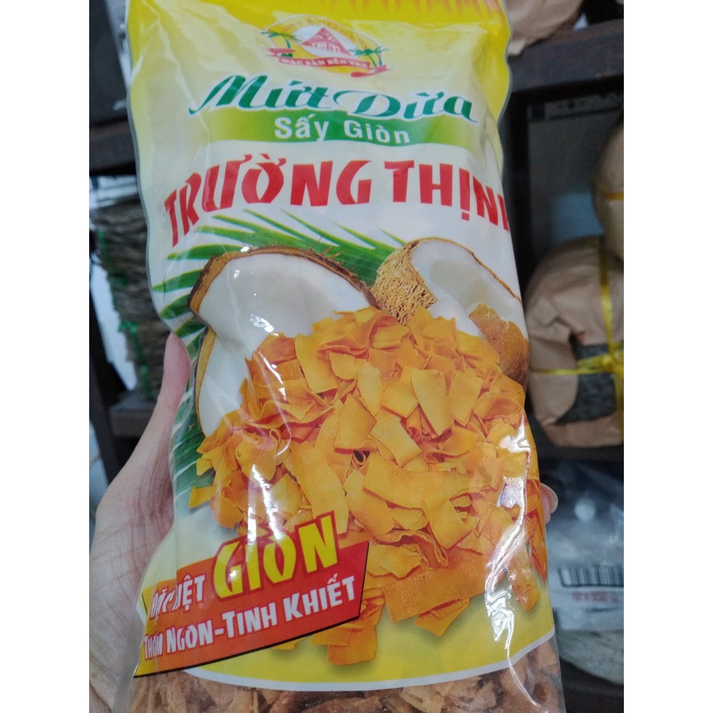 Mứt dừa sấy khô / giòn Trường Thịnh 500gram