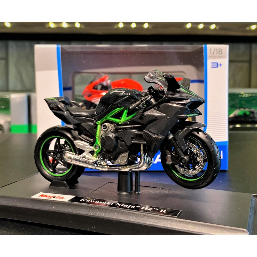 Xe mô hình siêu xe Kawasaki Ninja H2R tỉ lệ 1:18 hãng Maisto, chi tiết đẹp, có chân chóng