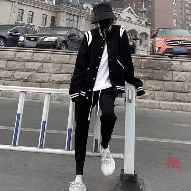 Áo bomber bóng chày phối vai trắng