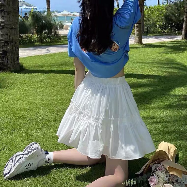 Chân váy trắng nữ dáng xèo kiểu Ulzznag style Hàn Quốc | BigBuy360 - bigbuy360.vn