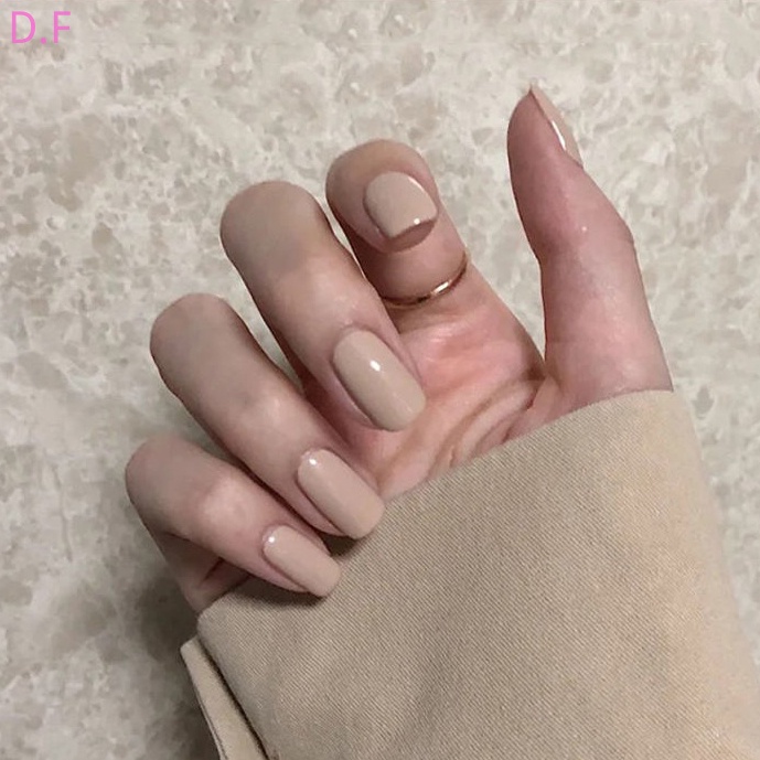 Sơn Móng Tay Màu Sắc Tươi Sáng Thời Trang