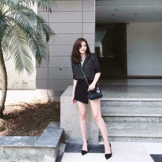 Giày cao gót khoét eo da lộn (nude, đến)