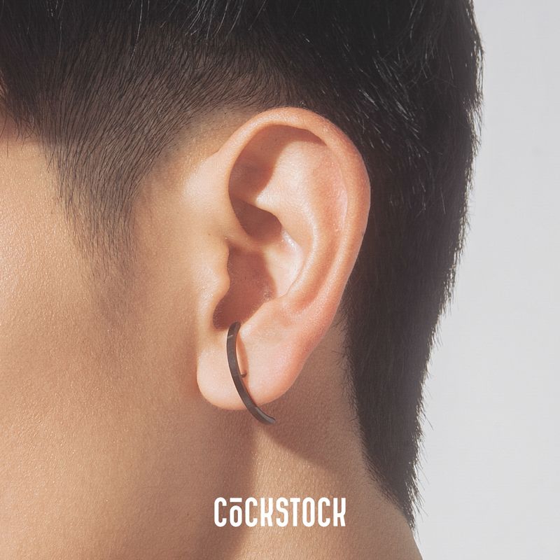 CURVE EARRING ( giá 1 chiếc )