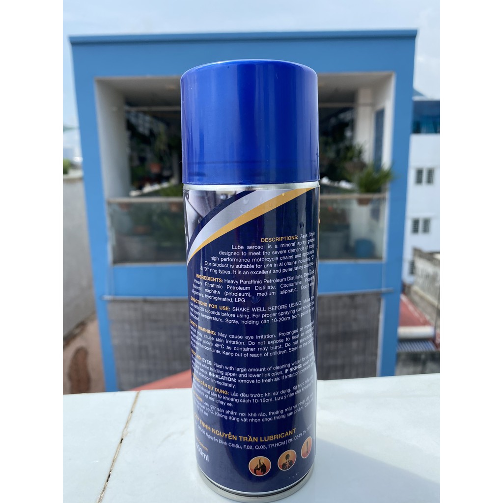 Xịt dưỡng sên Zeus 400ml