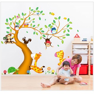 Decal Dán Tường Cây Những Con Thú
