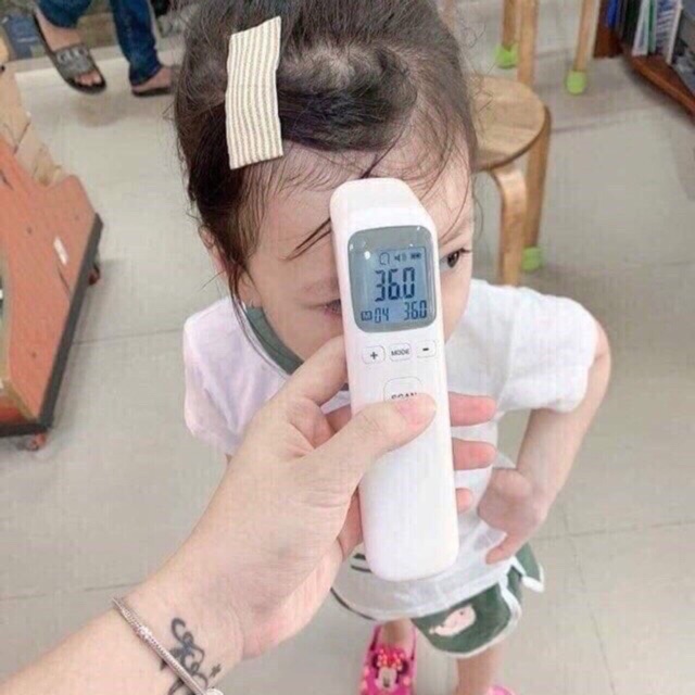 Nhiệt kế điện tử hồng ngoại đo nhiệt độ thân nhiệt và nhiệt độ phòng
