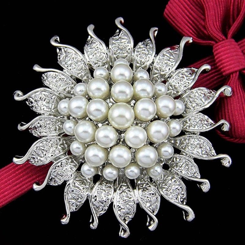 flowersqueen Cài áo hình bông hoa đính ngọc trai giả màu trắng dành cho nữ