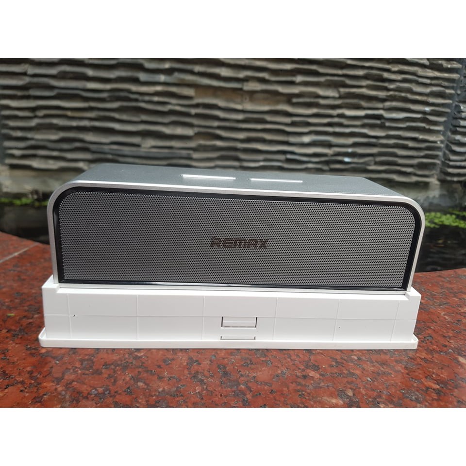 Loa Bluetooth Remax RB-M8
